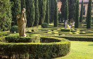 Comment mettre en valeur une statue dans son jardin ?