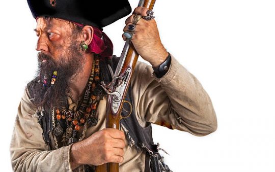 Pourquoi porter une bague pirates des Caraïbes ?