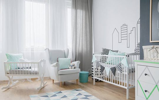 Comment intégrer un tapis dans une chambre de bébé ?